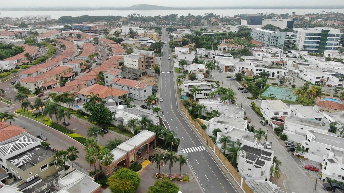Land in Samborondón, Guayas, Ecuador 1 - 18660767