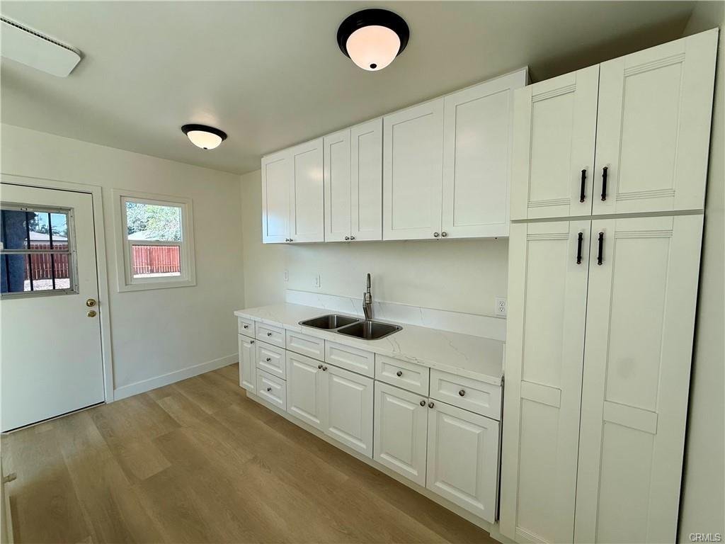 House in Compton, California, United States 3 - 18660872