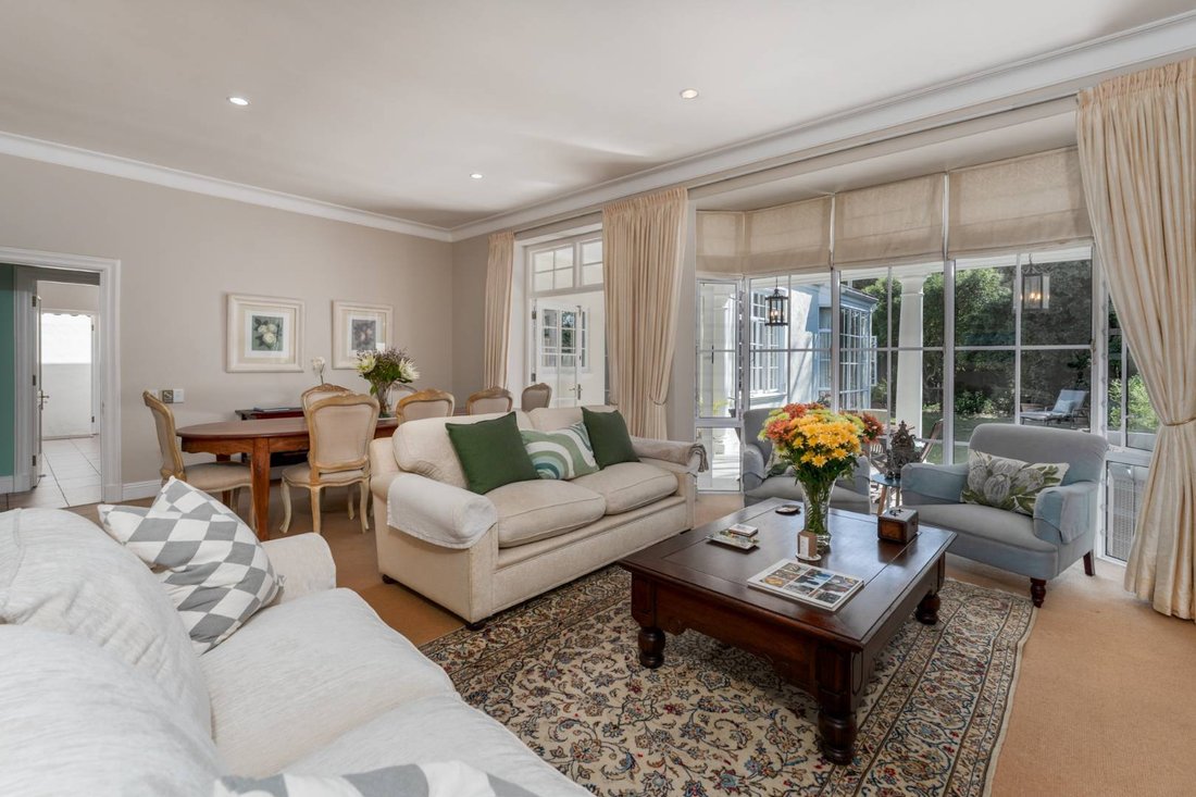 House in Kenilworth, Claremont, Cape Town 3 - 18665847