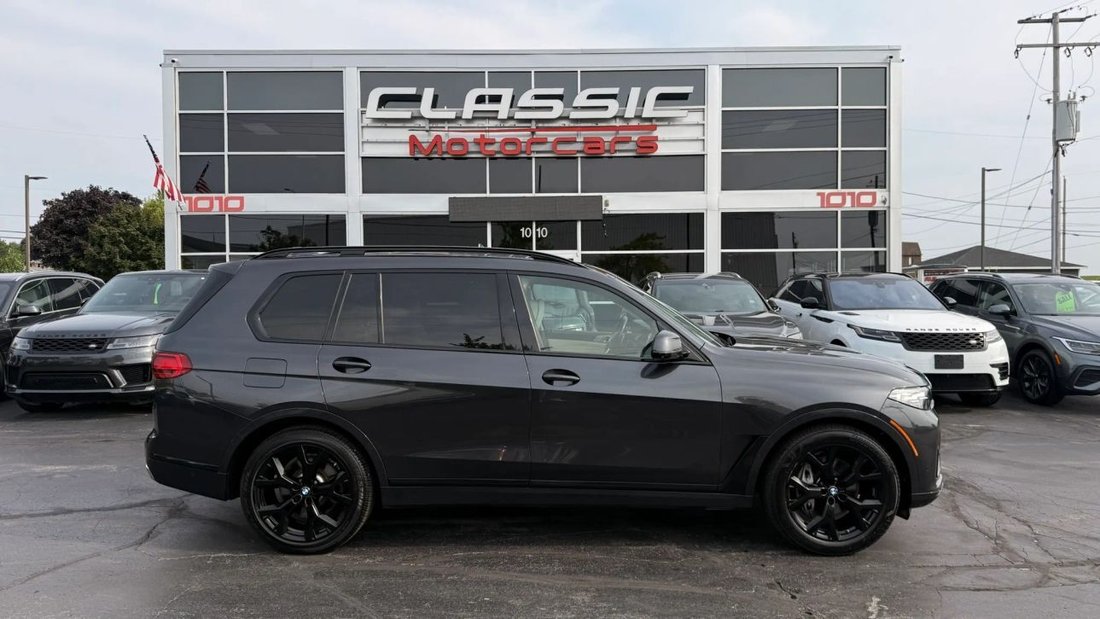 Suv in Milwaukee, WI, United States 1 - 18664902