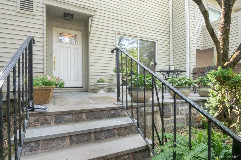 House in Eastchester, New York, United States 1 - 18540820