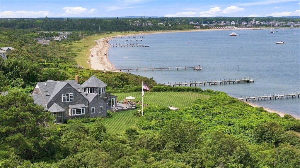 House in Edgartown, Massachusetts, United States 2 - 18665261