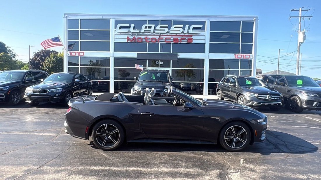 Cabriolet in Milwaukee, WI, United States 1 - 18664869