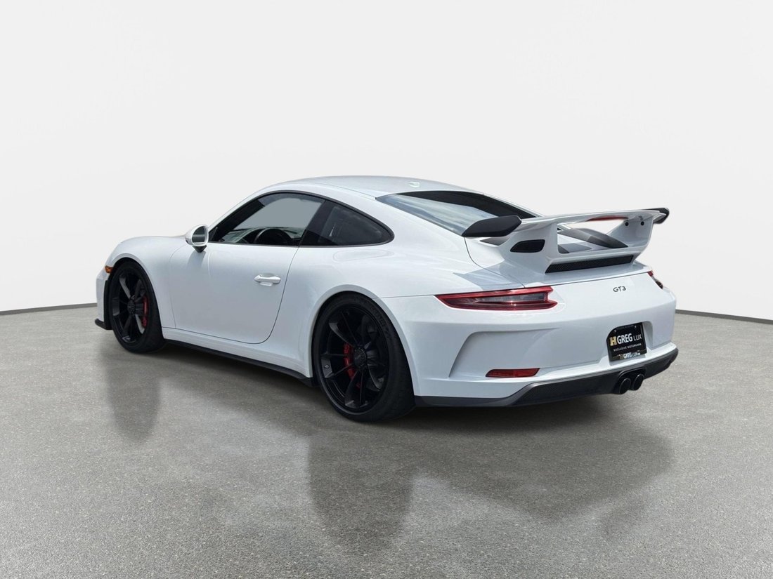 Coupe in Pompano Beach, FL, United States 5 - 18671702