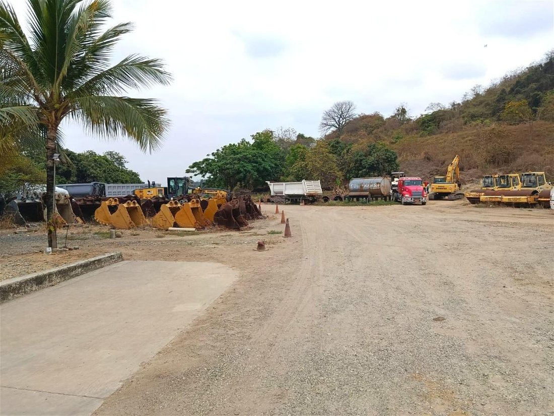 Land in Guayaquil, Guayas, Ecuador 5 - 18660164