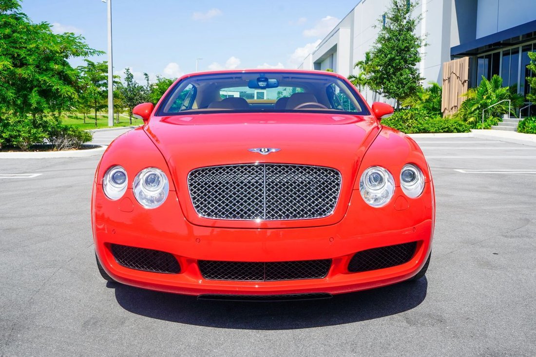 Cabriolet in Fort Lauderdale, FL, United States 3 - 18671062