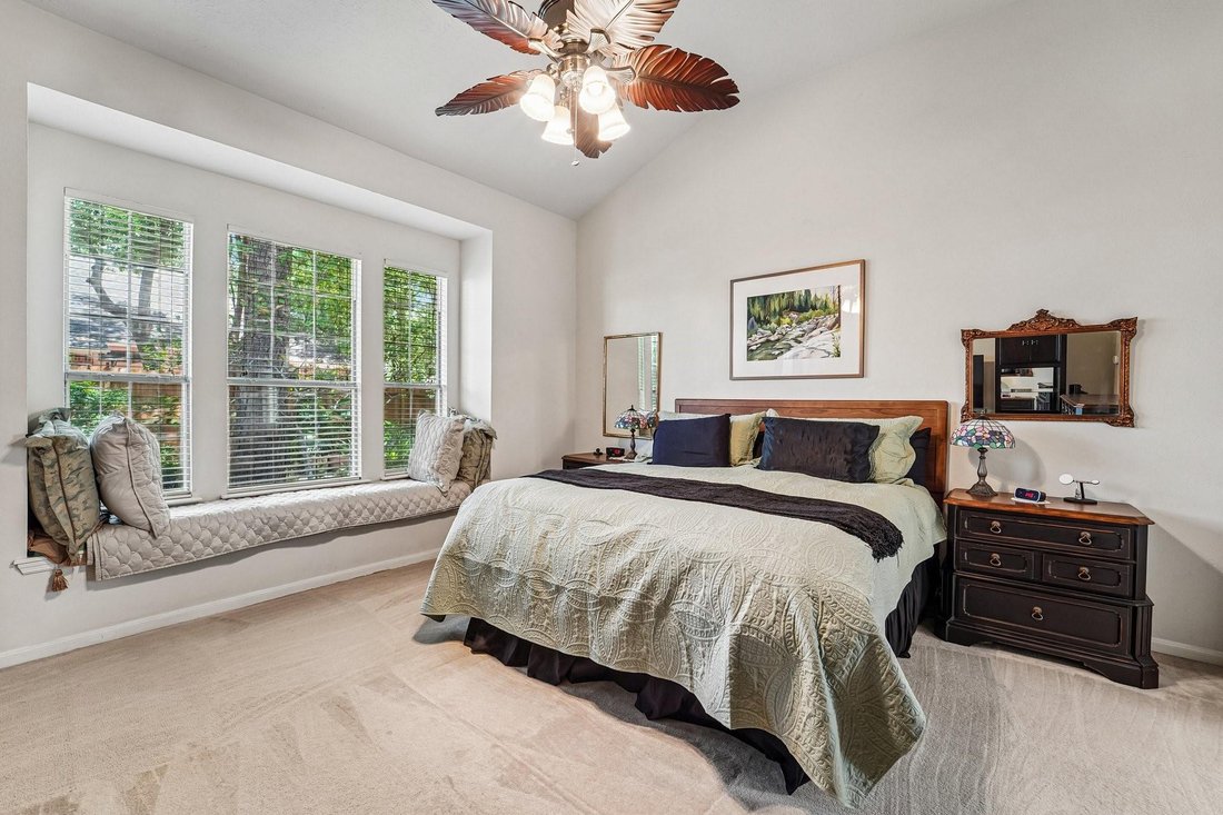 House in The Woodlands, Texas, United States 4 - 18659497