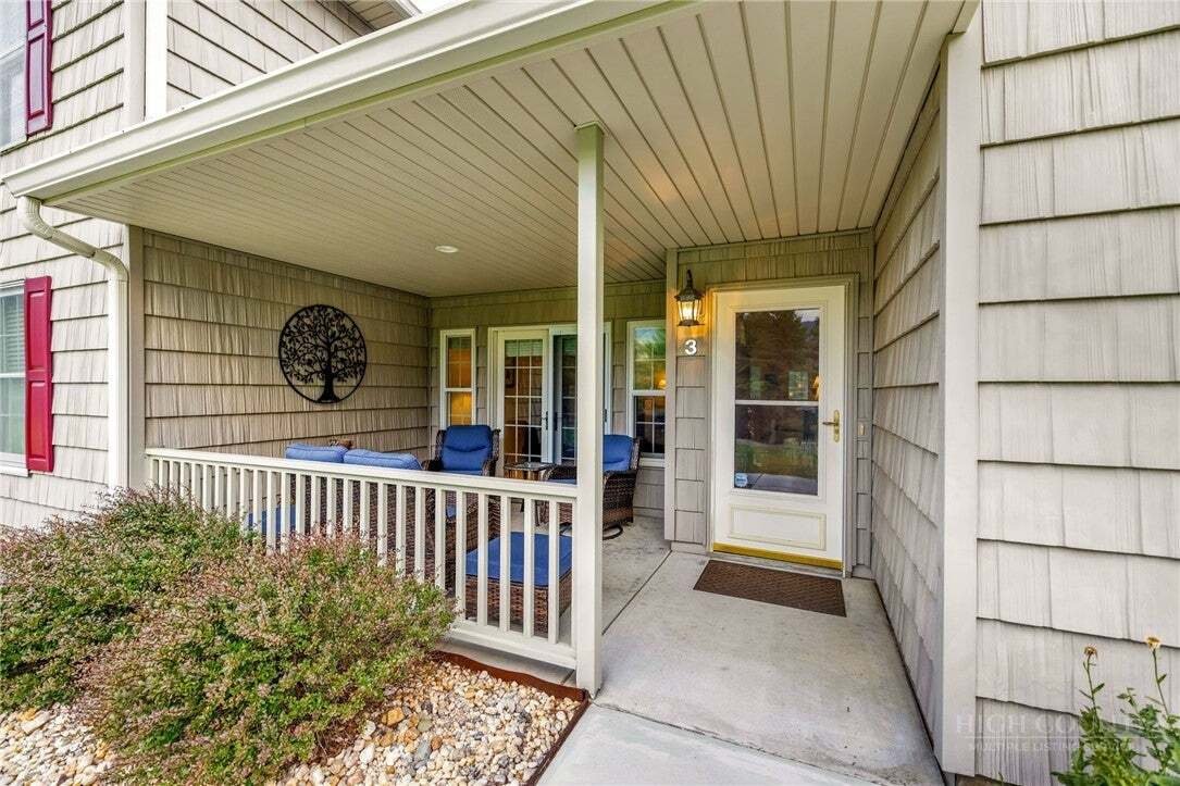 Townhouse in West Jefferson, North Carolina, United States 3 - 18659017