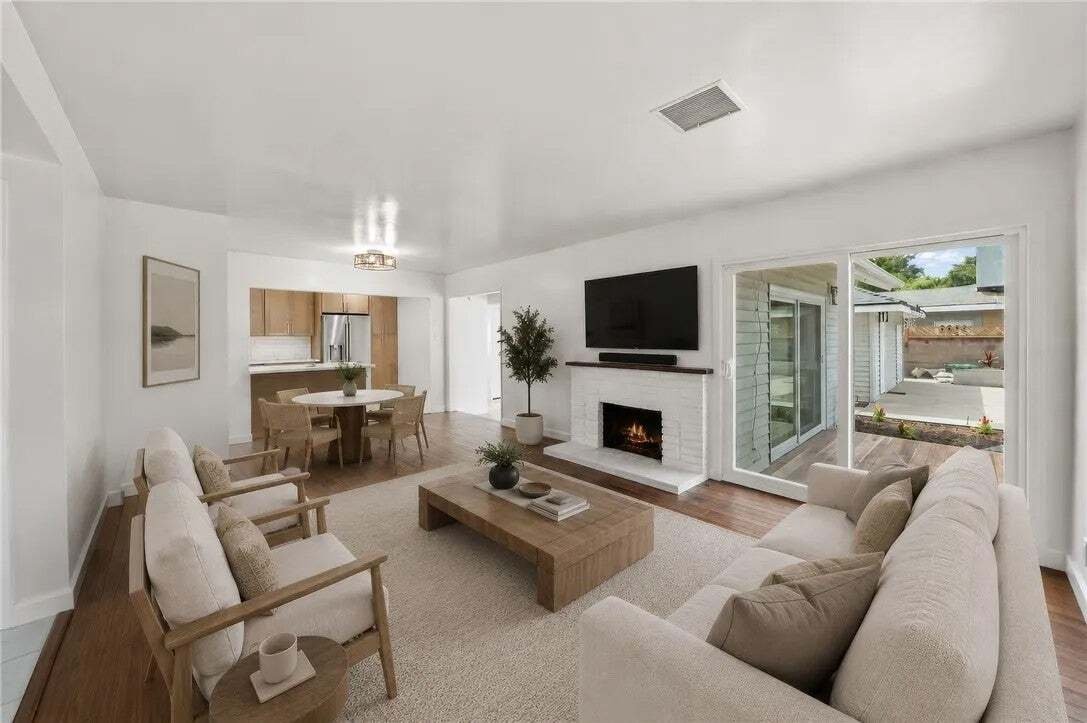 House in Signal Hill, California, United States 4 - 18666202