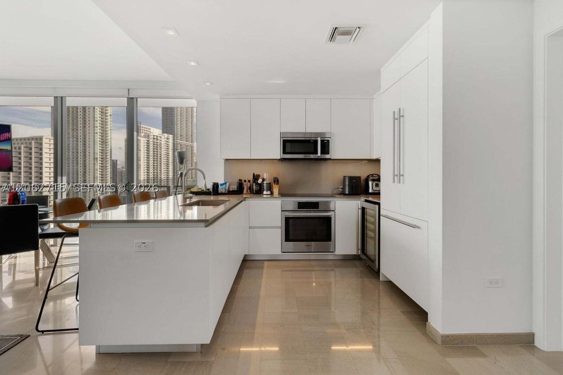 Condo in Miami, Florida, United States 2 - 18659325