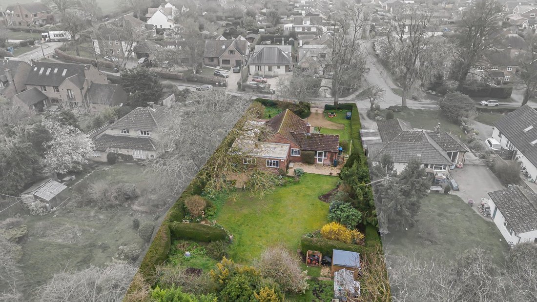Bungalow in Long Crendon, England 3 - 18665970