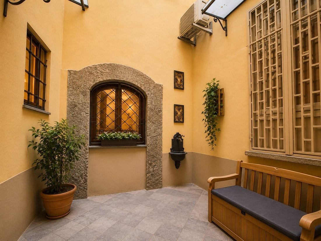 Apartment in Chiaia, Naples, Campania 3 - 18659202