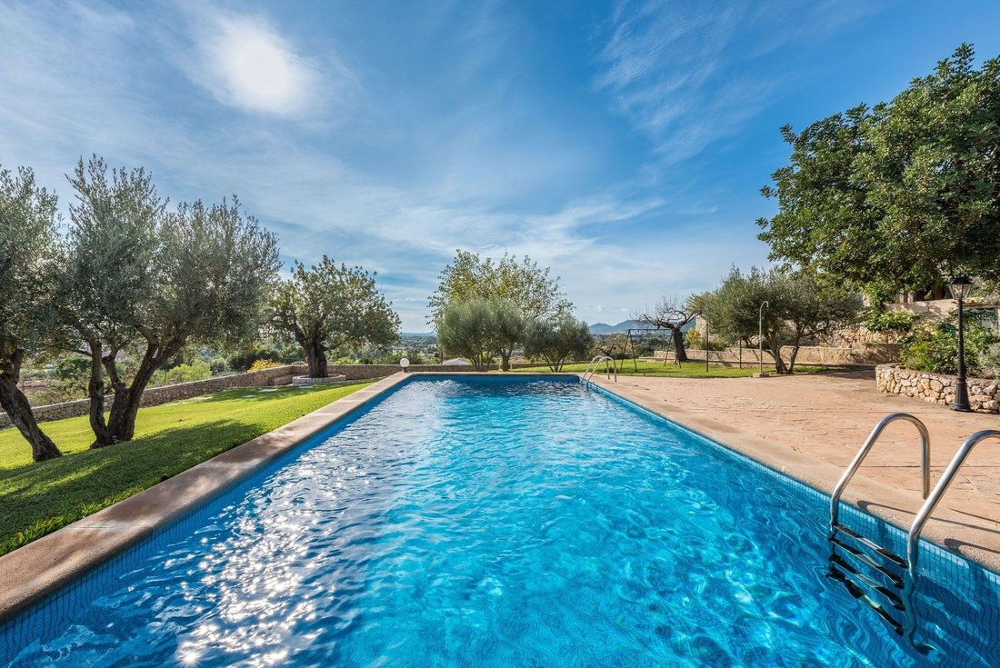 Villa in Selva, Balearic Islands, Spain 1 - 18671546