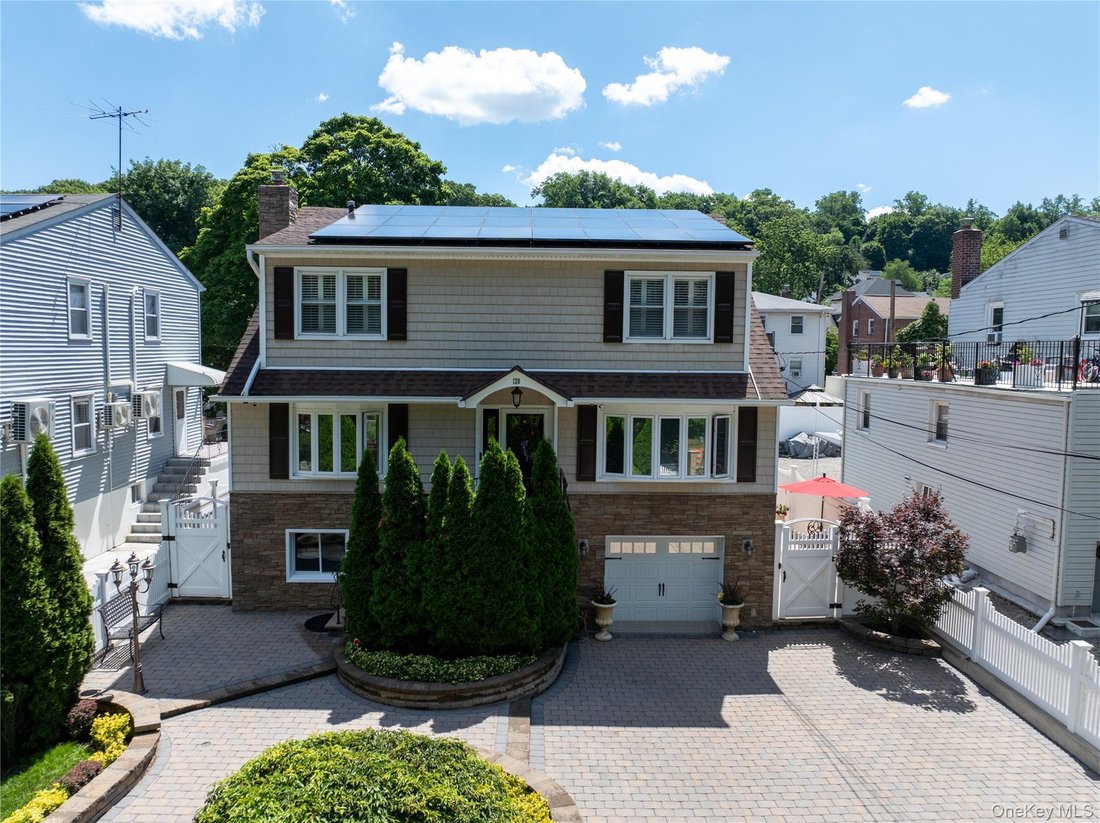 House in Yonkers, New York, United States 1 - 18670649