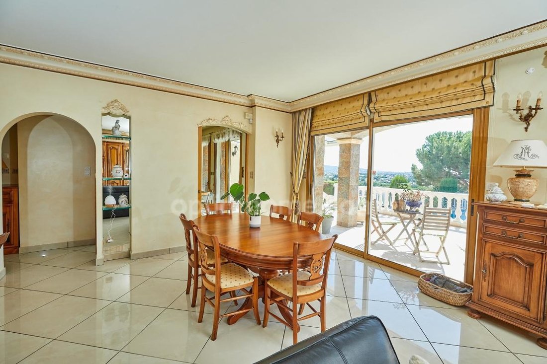 Villa in Bouzigues, Occitania, France 5 - 16745611