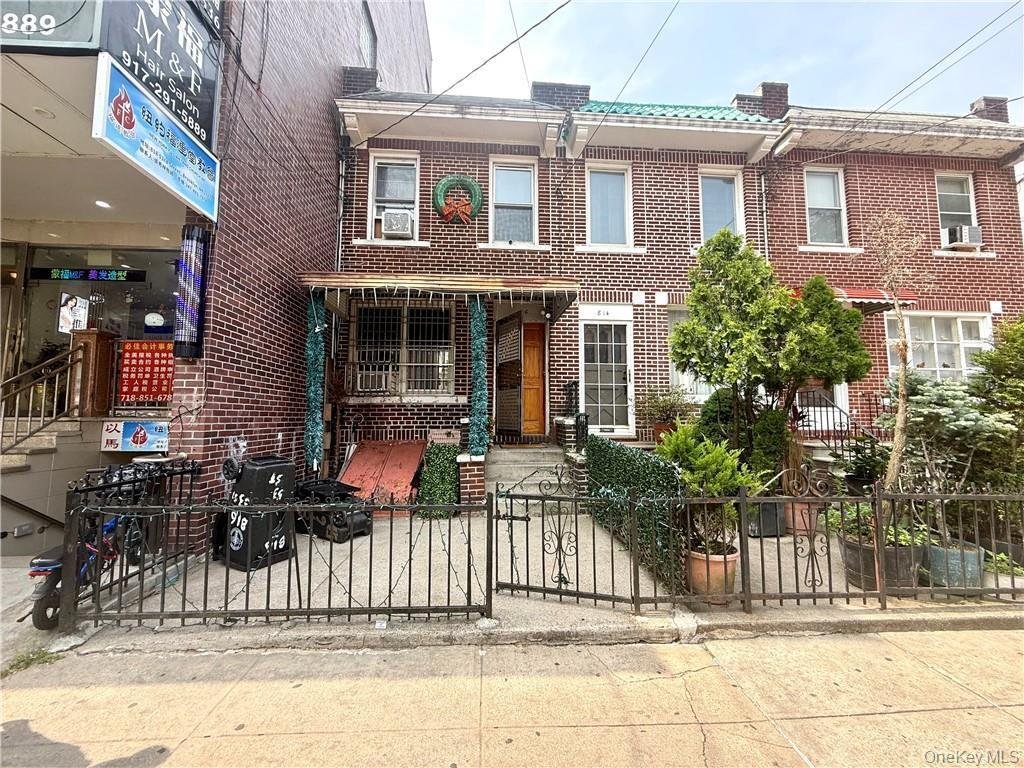 House in New York, New York, United States 1 - 18662039