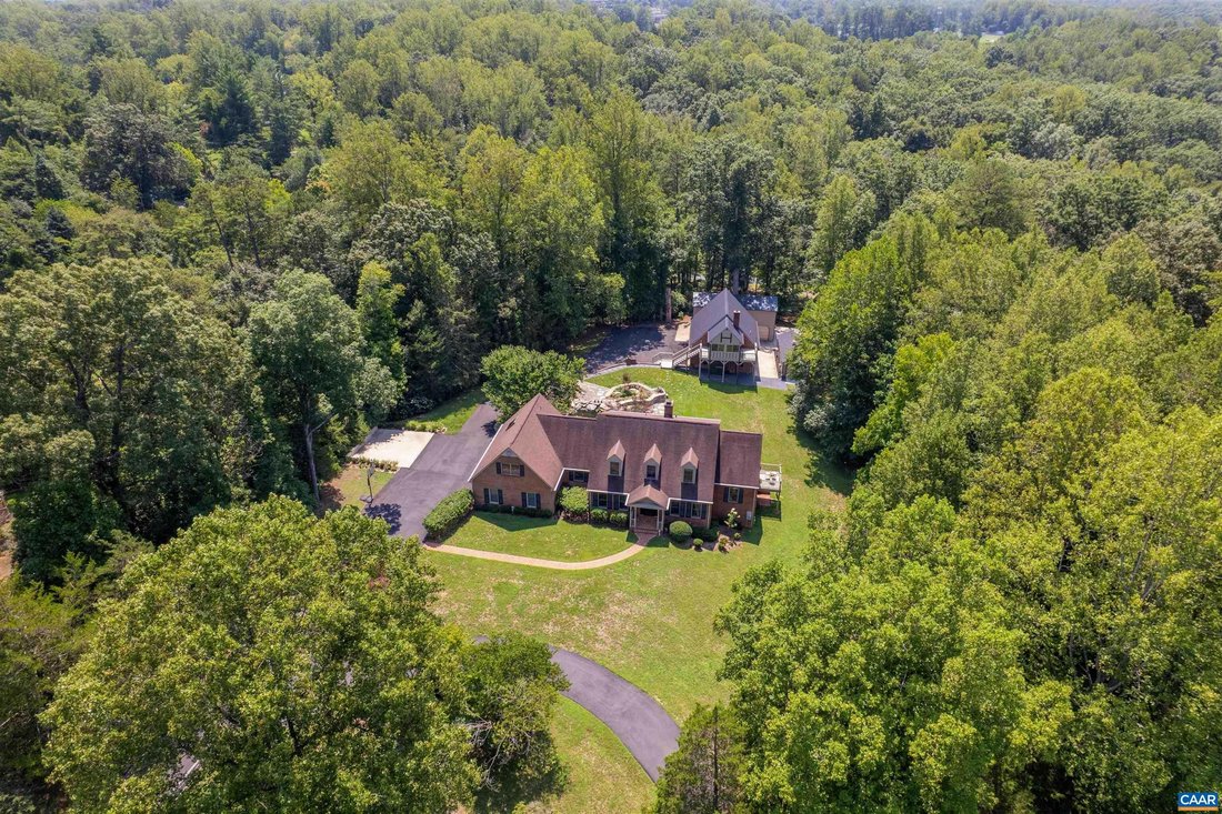 House in Charlottesville, Virginia, United States 2 - 18663063