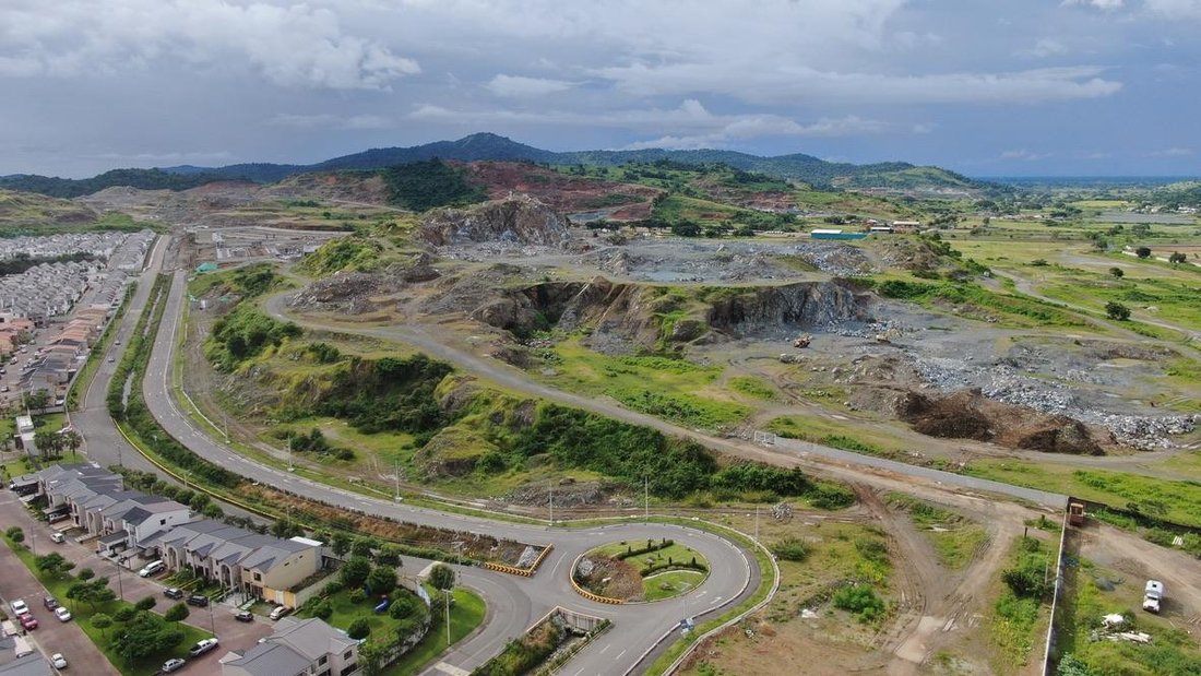 Land in Sabanilla, Guayas, Ecuador 1 - 18660636