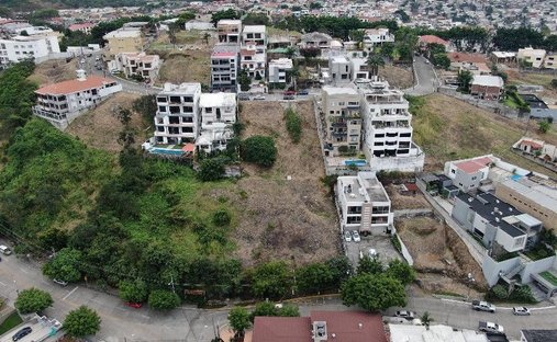 Land in Guayaquil, Guayas, Ecuador 1