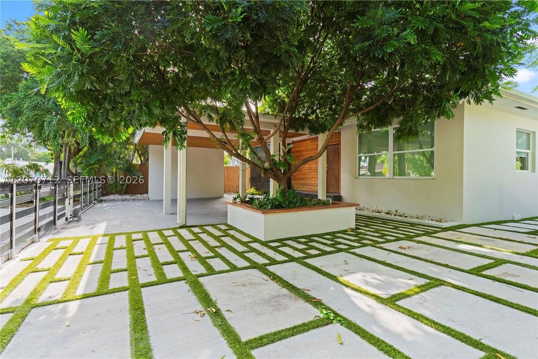 House in Miami, Florida, United States 2 - 18663450