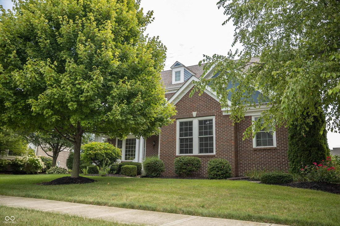 House in Zionsville, Indiana, United States 4 - 18662613