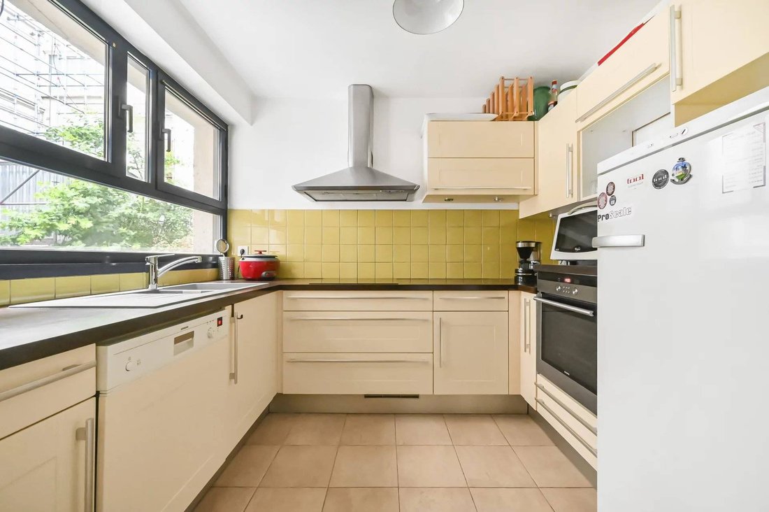Apartment in Palais Royal, Paris 1er Arrondissement, Paris 3 - 15869668