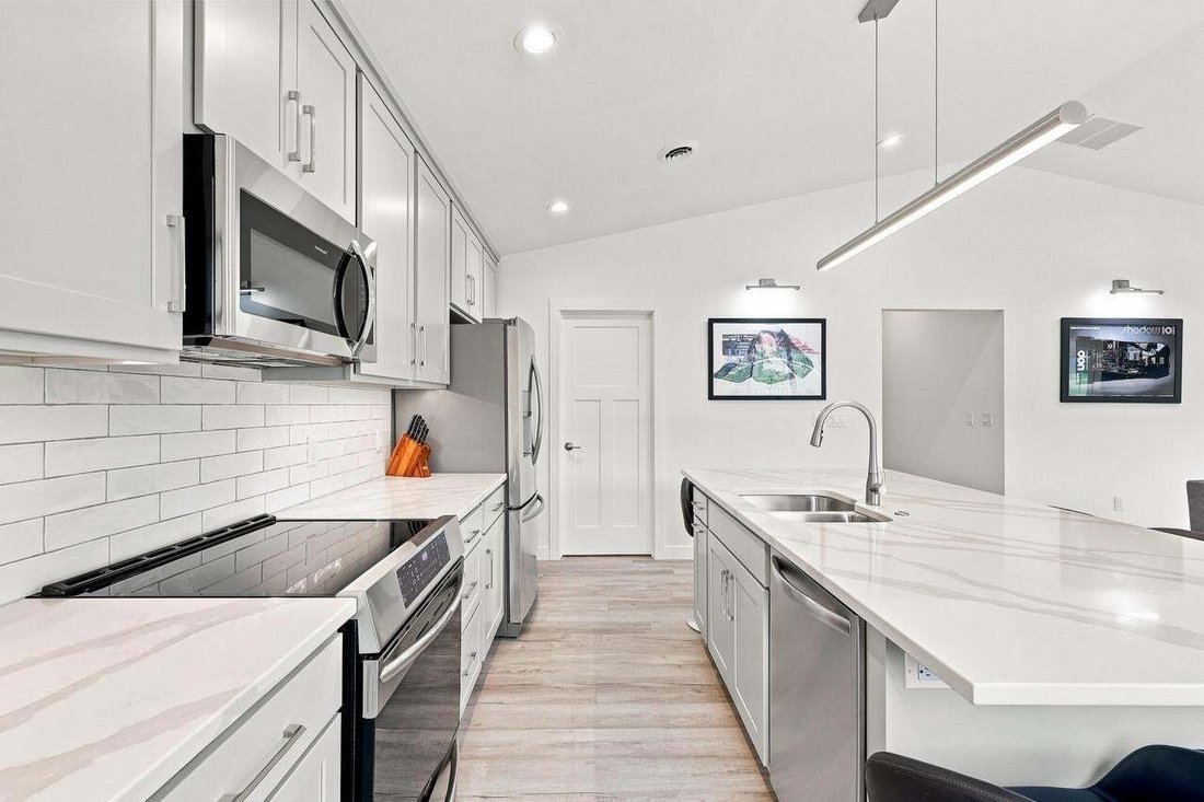 Condo in Plymouth, Wisconsin, United States 3 - 18659074