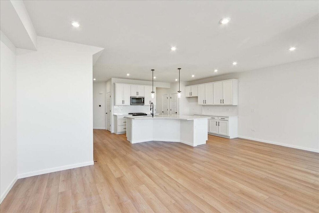 Townhouse in Bolingbrook, Illinois, United States 3 - 18663103
