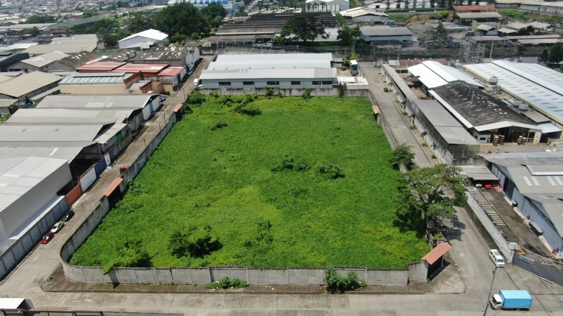 Land in Guayaquil, Guayas, Ecuador 1 - 18660640