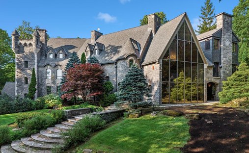 House in Senneville, Quebec, Canada 1