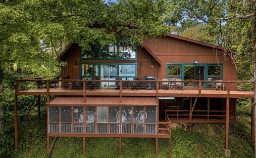 House in Smithville, Tennessee, United States 1