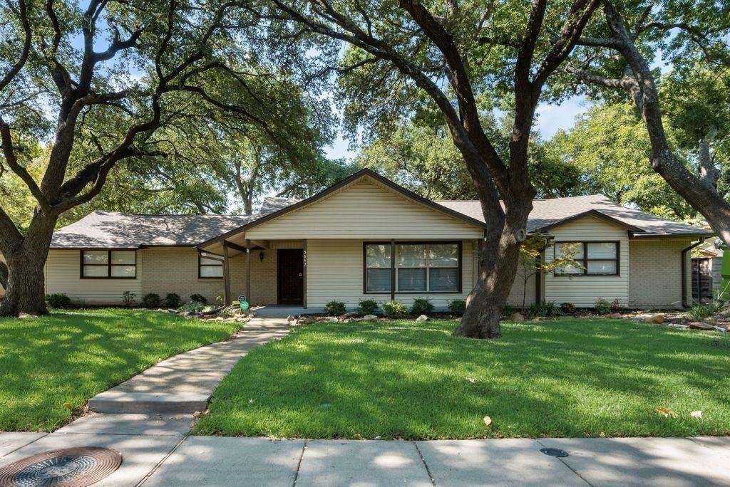 House in Dallas, Texas, United States 1 - 18659833