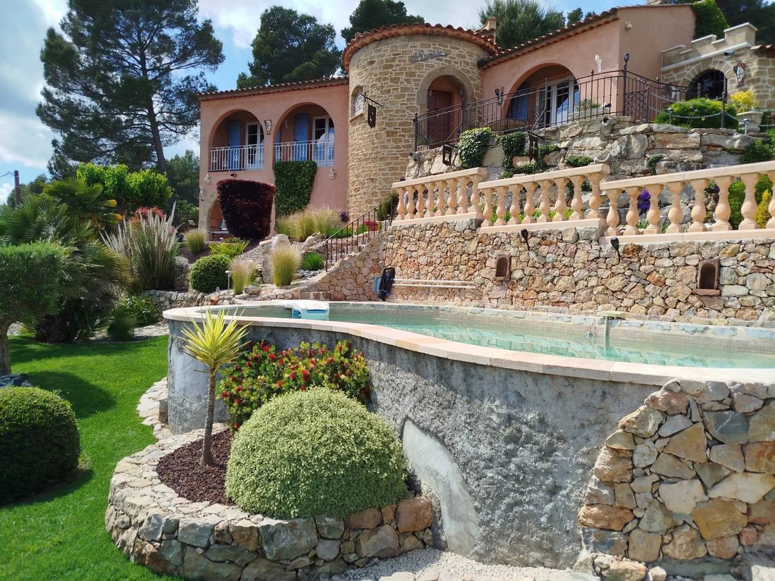 House in Est, Lorgues, France 1 - 16297639