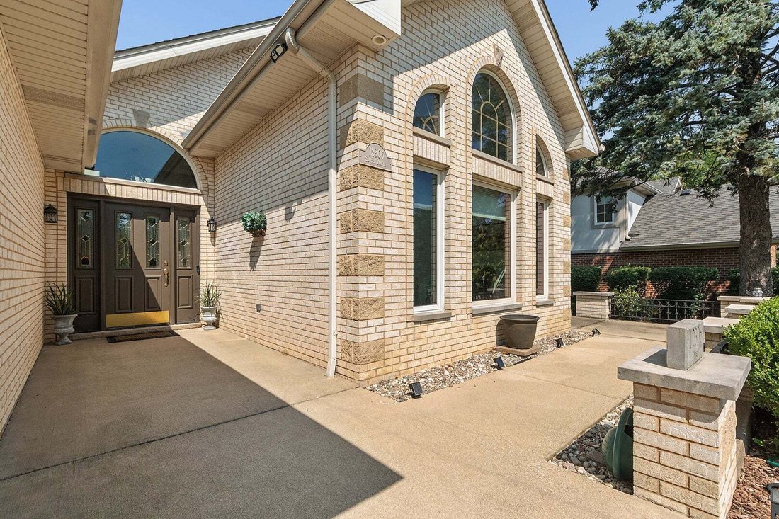 House in Palos Heights, Illinois, United States 4 - 18663401
