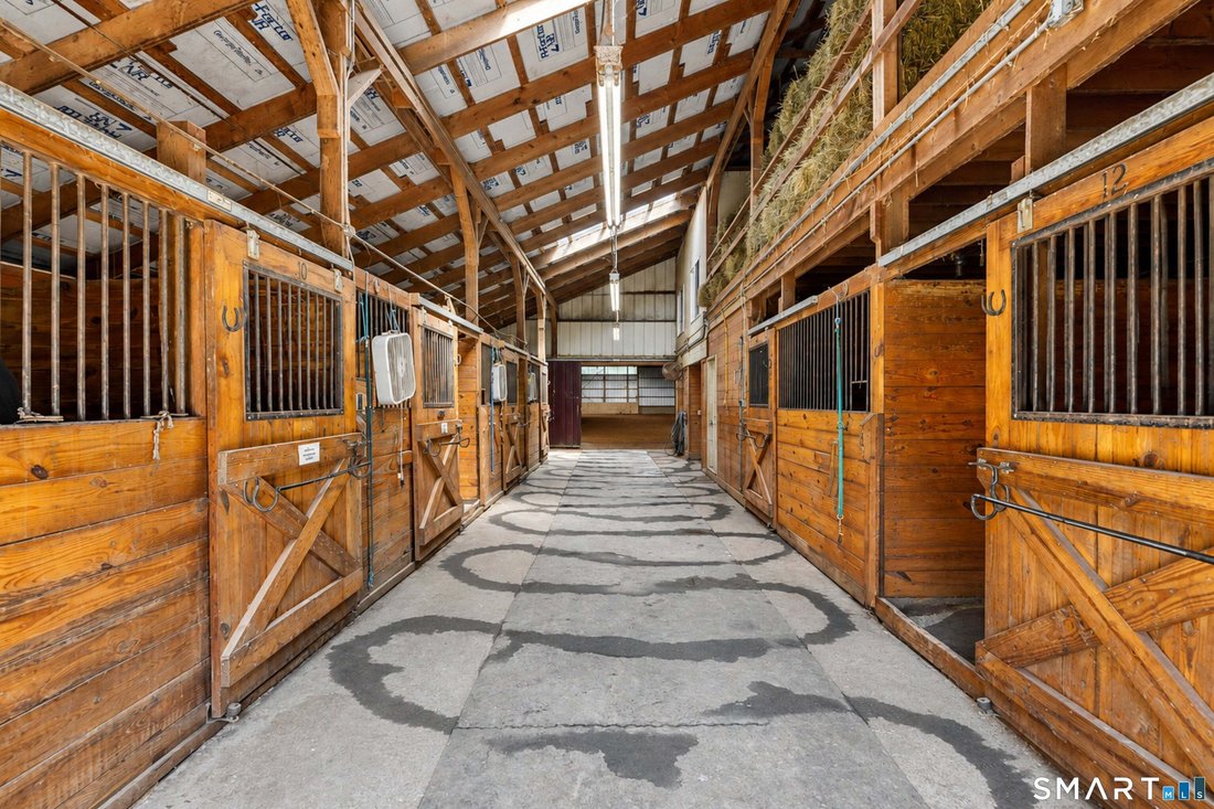 House in Woodbury, Connecticut, United States 3 - 18670622