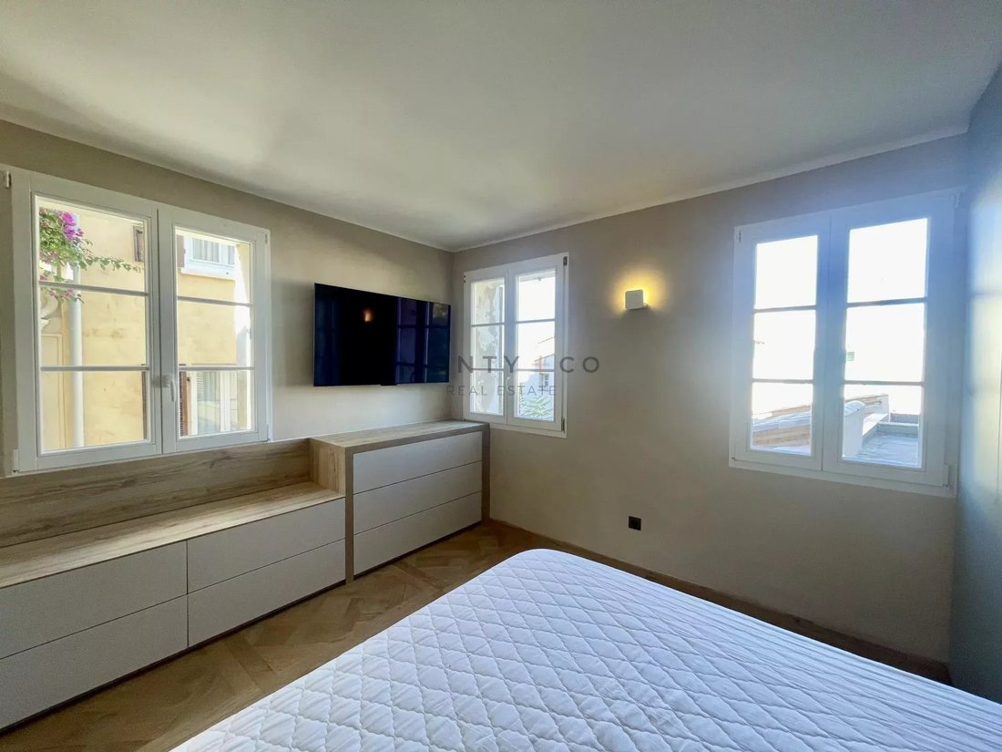 House in Zone Ouest Urbaine, Saint-Tropez, France 5 - 17693073