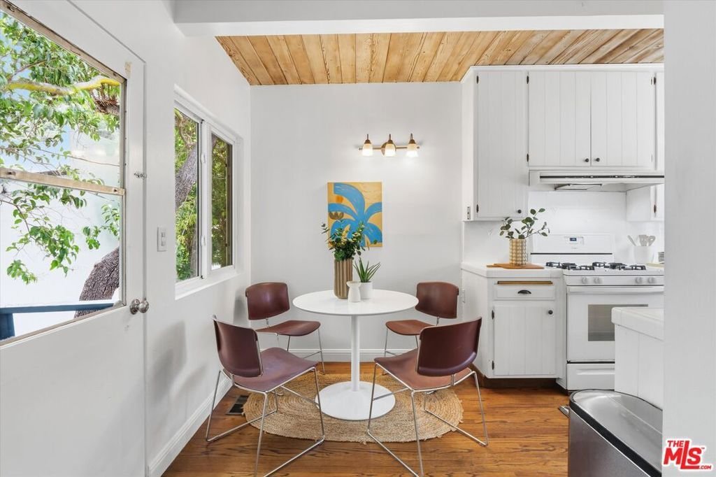 House in Los Angeles, California, United States 5 - 18665741