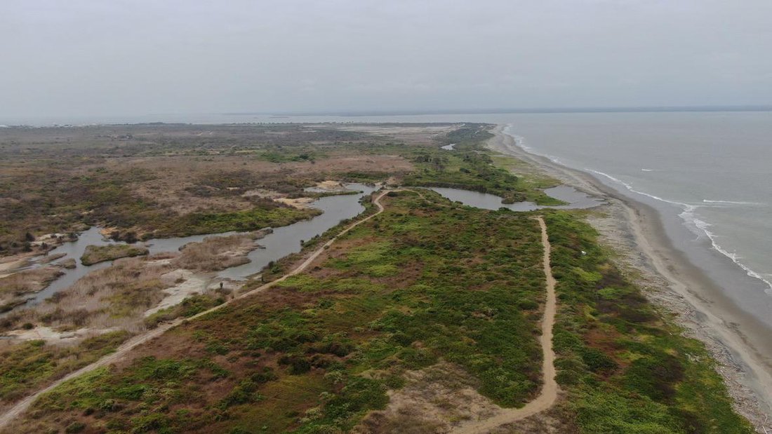 Land in Posorja, Guayas, Ecuador 1 - 18660611
