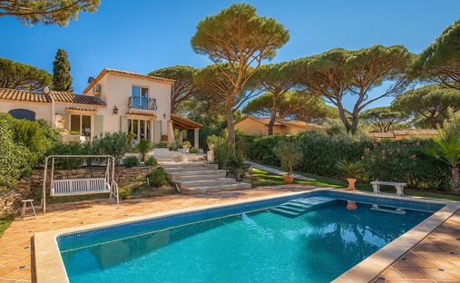 Casa en Ville-Les Saquedes-Le Bouillonnet, Sainte-Maxime, Francia 1