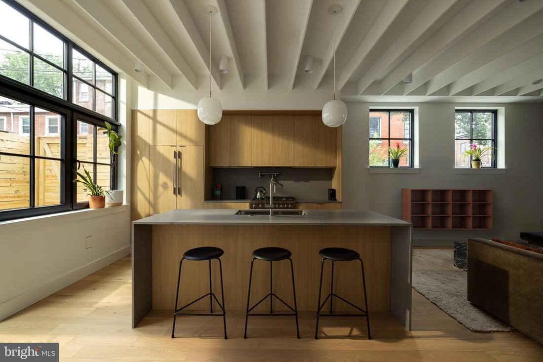 Townhouse in Philadelphia, Pennsylvania, United States 3 - 18667433