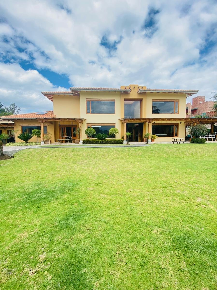 House in Quito, Pichincha, Ecuador 5 - 18660826