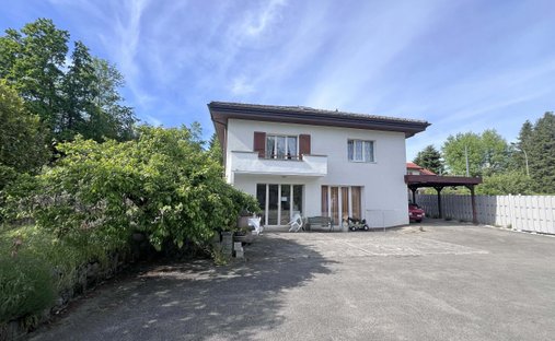House in Villars-sur-Glâne, Fribourg, Switzerland 1