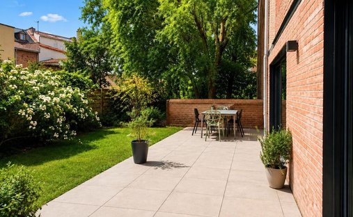 House in Saint Cyprien, Toulouse, France 1