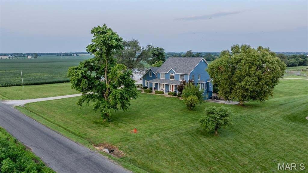 House in Dow, Illinois, United States 3 - 18666250