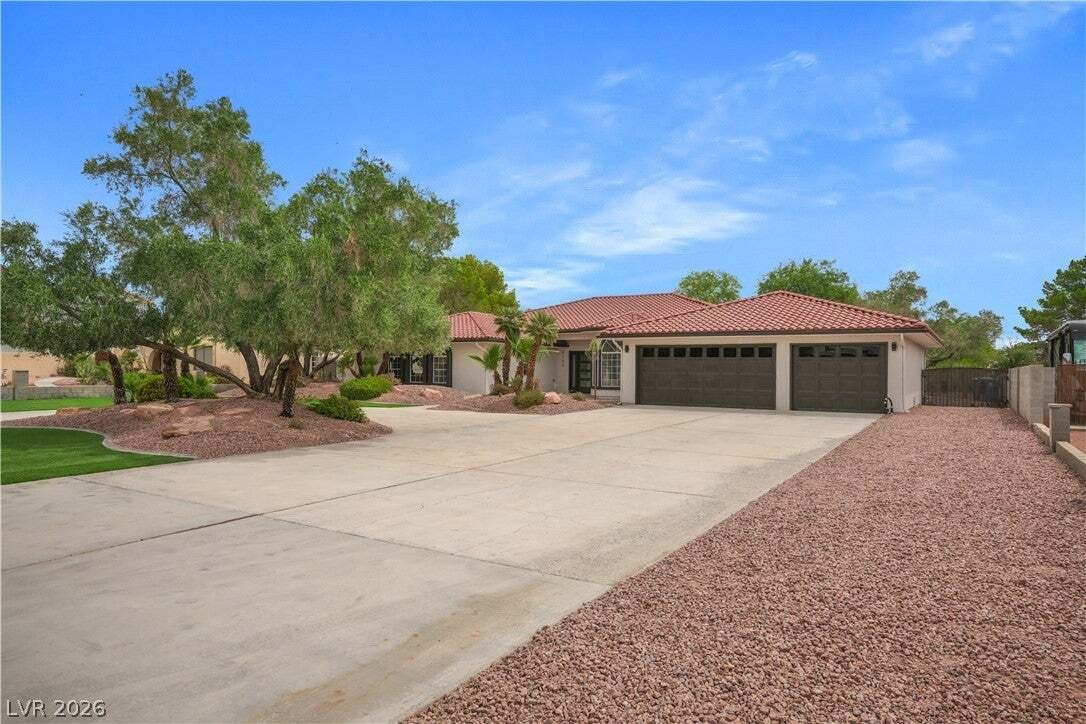 House in Las Vegas, Nevada, United States 2 - 18670658