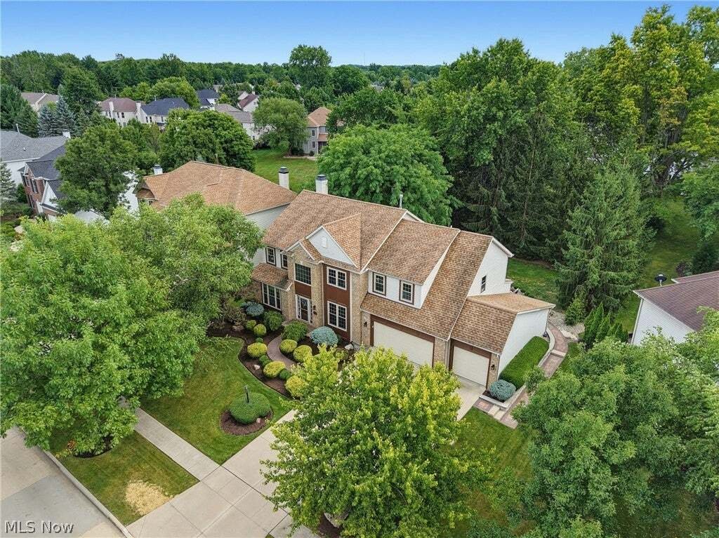 House in Strongsville, Ohio, United States 2 - 18659334