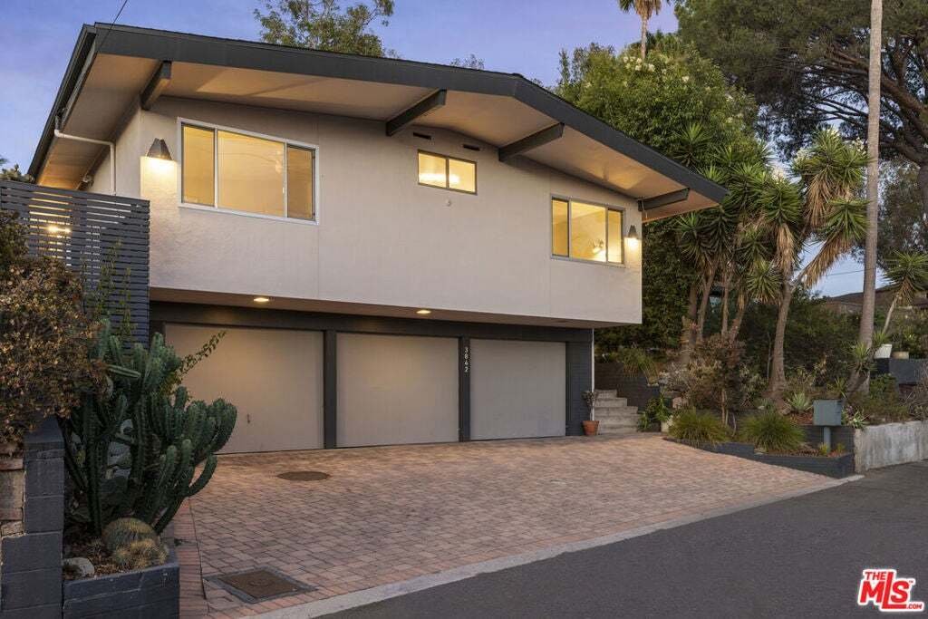 House in Los Angeles, California, United States 1 - 18661987