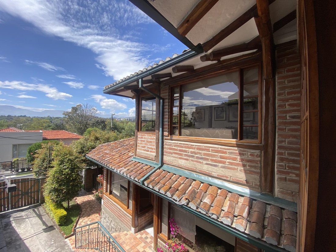 House in Quito, Pichincha, Ecuador 1 - 18660320