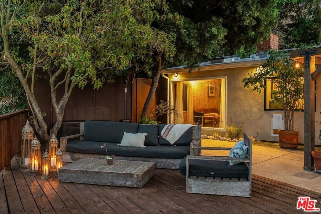 House in Los Angeles, California, United States 4 - 18662018
