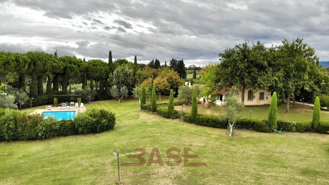 Villa in Cecina Centro, Cecina, Tuscany 4 - 18668166